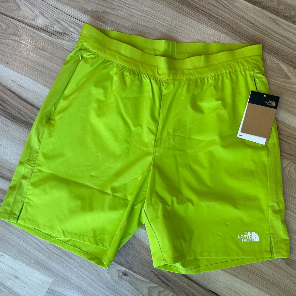 NWT The North Face Shorts Men's Large SkyView Active Meadow Grass Green Ret $45